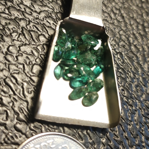 Faceted Emerald Gemstones #131 - Picture 2 of 5